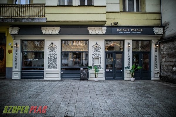 Váci utcánál luxus szinten kialakított gépesített működő étt