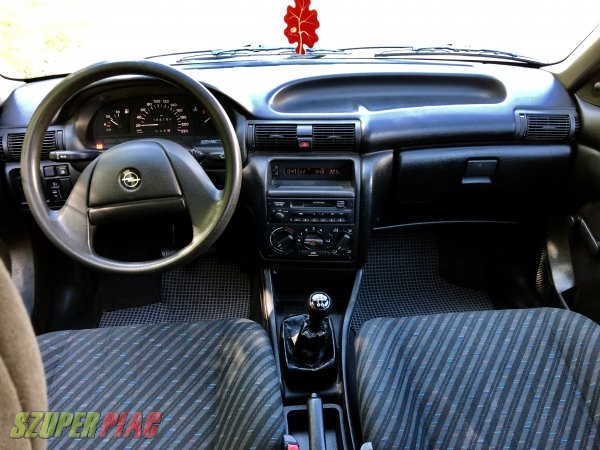 Opel astra classic 14 benzin
