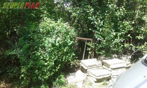 Esztergom i üdülőtelek eladó