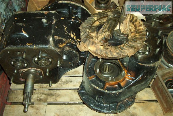 Balkancar targonca bontott  felújított alkatrészekPerkins motor