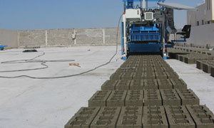 Mozgatható betonblokk gép SUMAB E-12 SVÉDORSZÁG