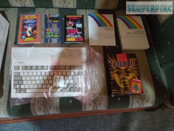 Amiga A600