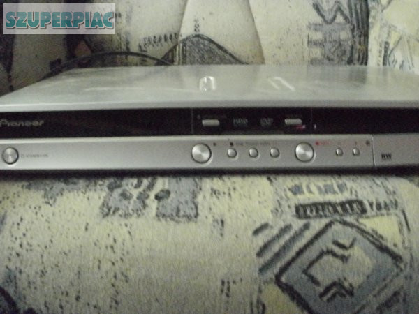 Eladó Pioneer DVR 530 típusú 160 gb-os merevlemezes dvd felvevő