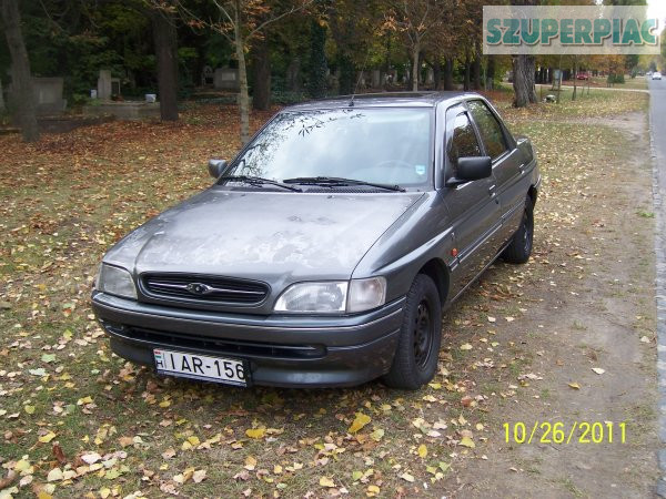 Veterán Ford Orion 18 16V Ghia 1992