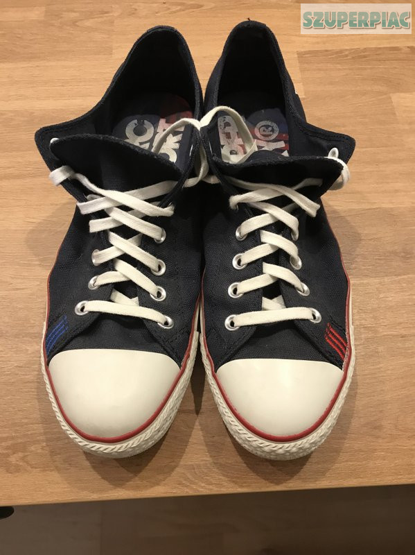 Superdry Converse cipő