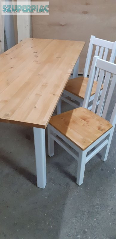 Massziv fa étkező garnitúra asztal székekkel a gyártótól