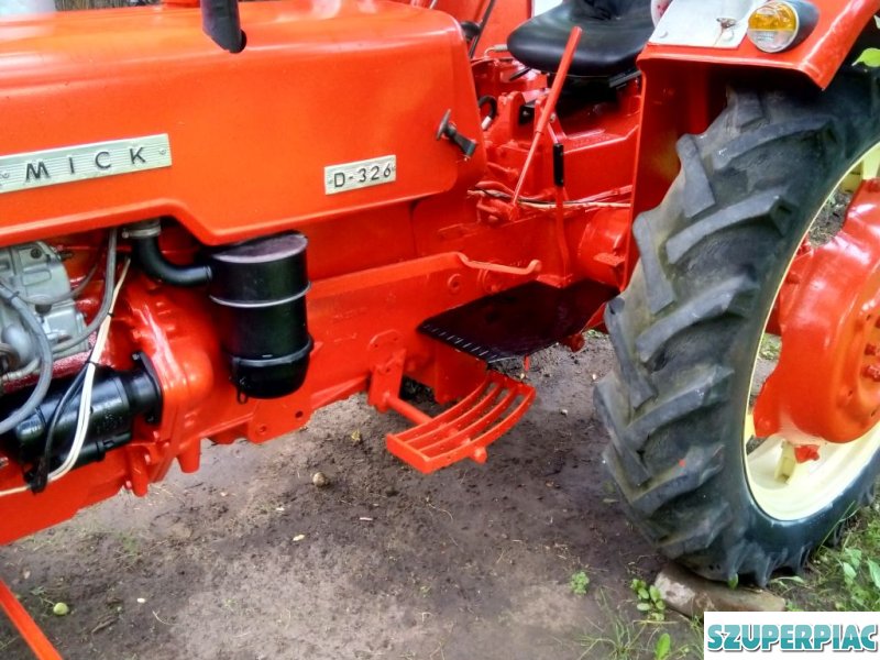 1960 IH Case McCormick D326