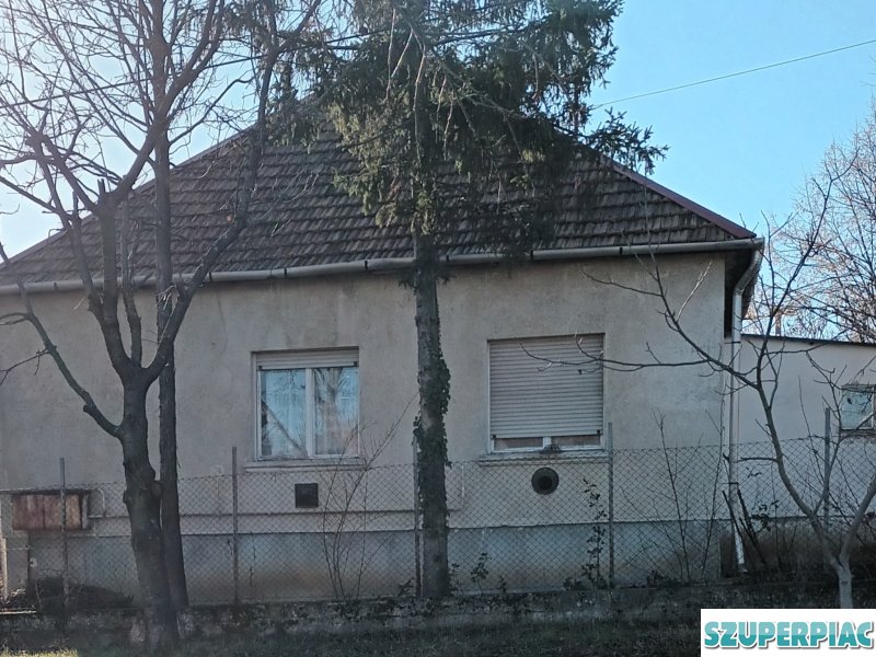 Családi ház eladó Pest megyében