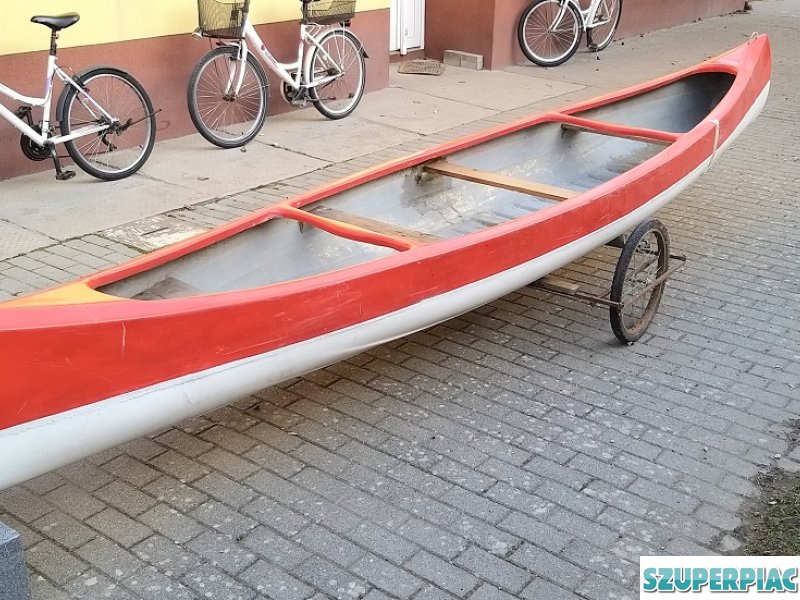 4 SZEMÉLYES KENU