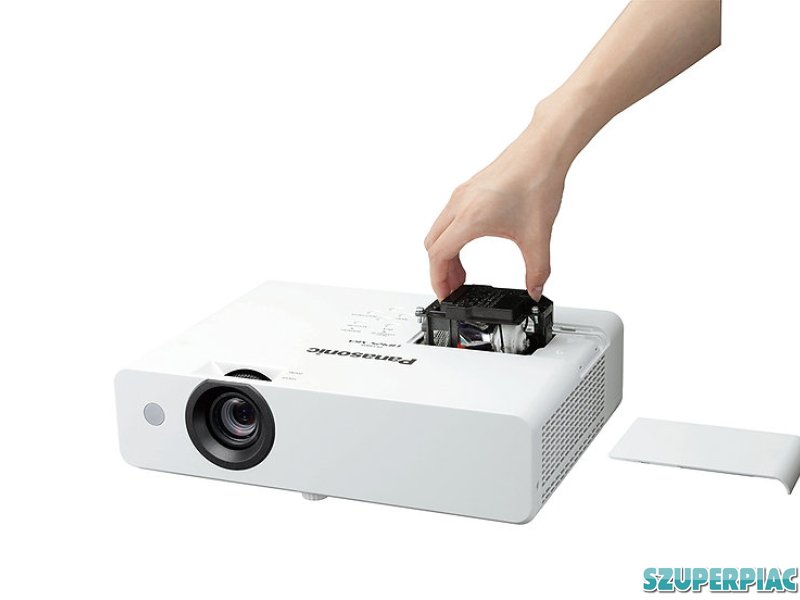 Panasonic PTLW376 projector