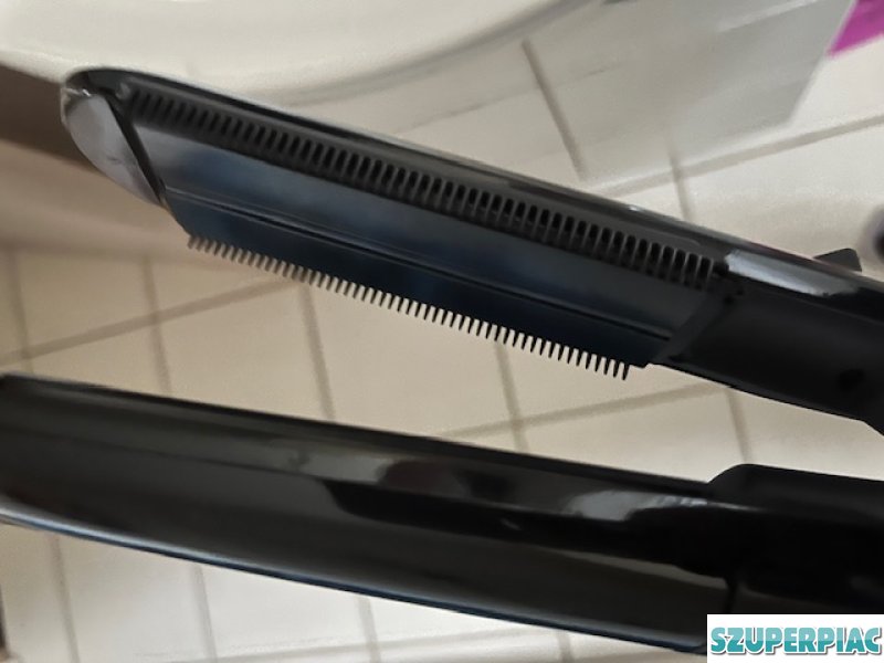 BaByliss Steam Straight Kerámia Lapos Gőzölős Hajvasaló ST492E