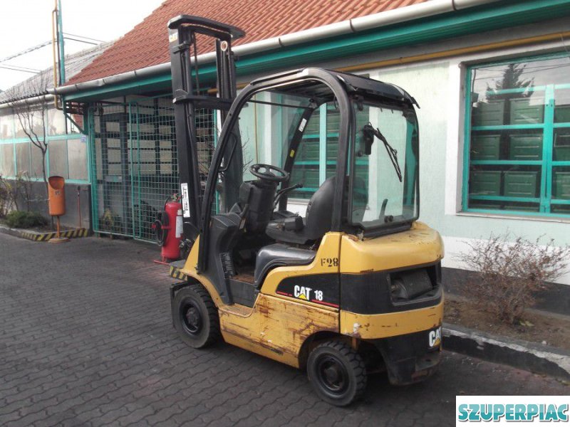 Caterpillar 1 5 tonnás targonca V2333