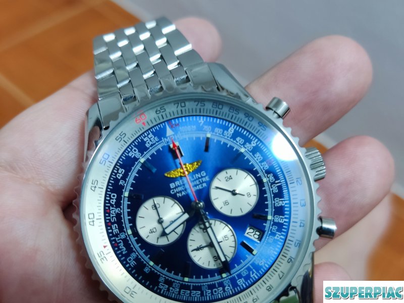 Breitling Navitimer óra dobozában nem eredeti