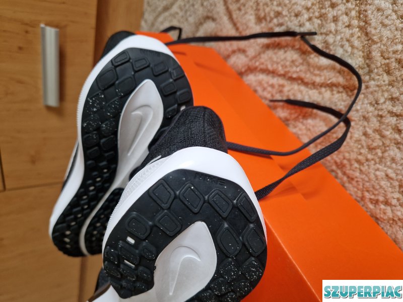 Nike air pegasus zoom női futócipő új méret 40