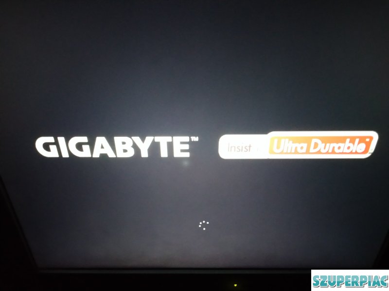 Gigabyte AsztaliPC