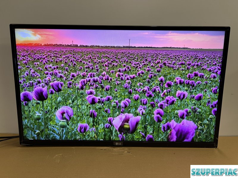 LG 32LV300C monitor