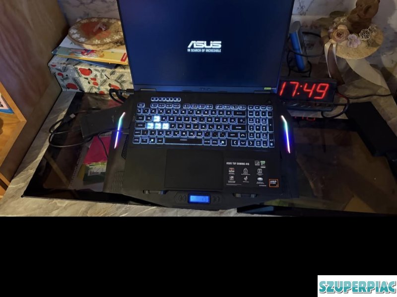 Laptop