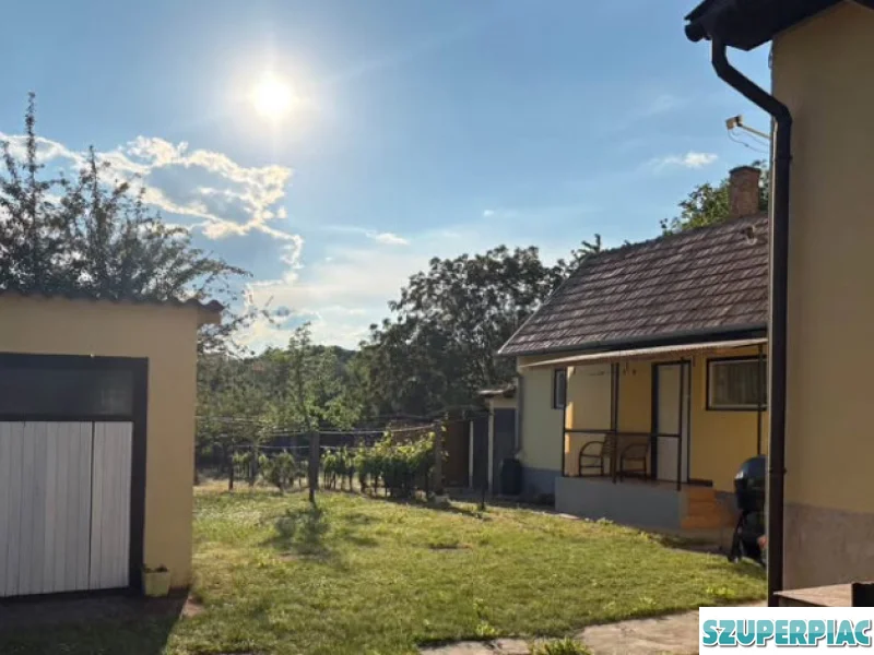 Balatonboglár Császta ingatlan eladó