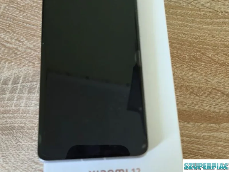 Xiaomi 12 okostelefon