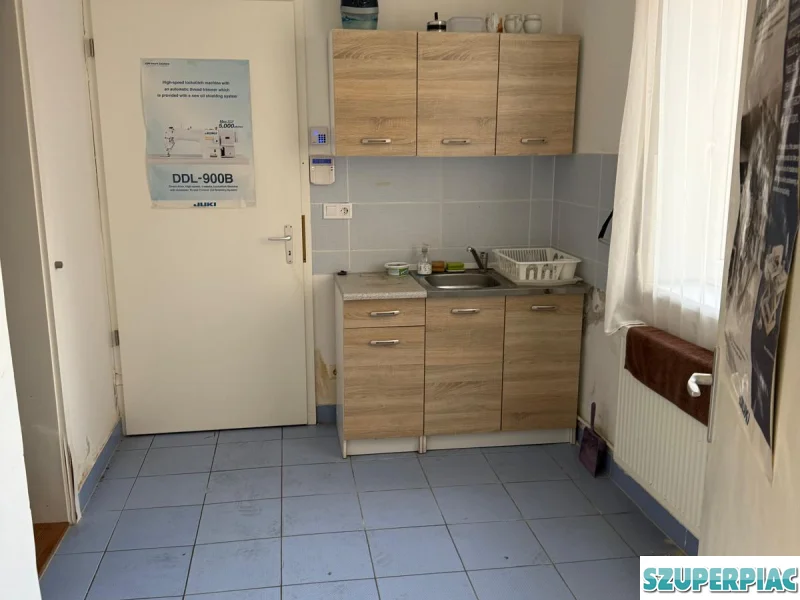 Kiadó raktárhelyiség
