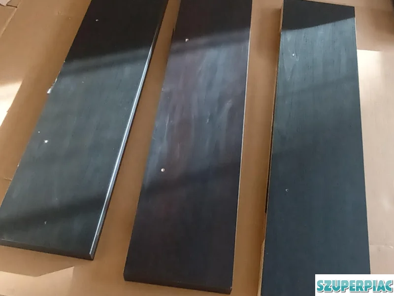 3 darab használt IKEA polc