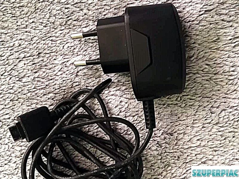 Részben vadonatúj elektronikai kábelekeszközök