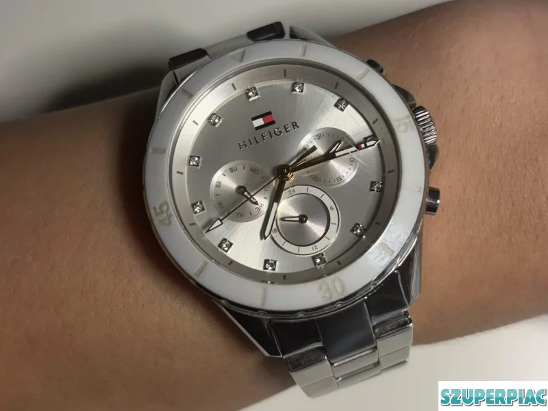 Tommy Hilfiger karóra