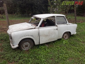 Eladó trabant alaktrészek