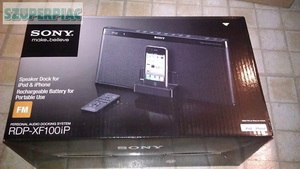 I-Phone 4 - SONY RDP-XF100iP audio dokoló együtt eladó