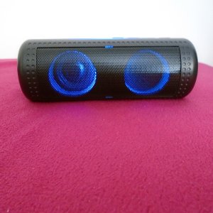 Bluetooth hangszoró rádióvalúj