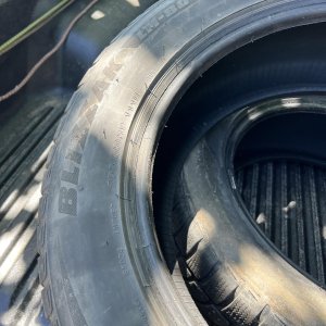Bridgestone Blizzak nyári 25555 R19 80 M TL