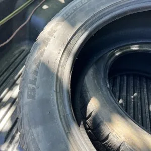 Bridgestone Blizzak nyári 25555 R19 80 M TL