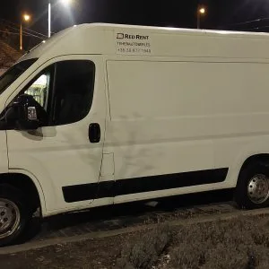 Teherautóbérlés Peugeot Boxer 11m3