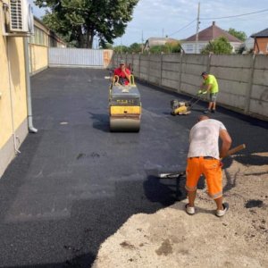 Útépítés s Trkövezs