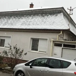 Kaposvári zöldövezeti 10043m2es családi ház 575 millió