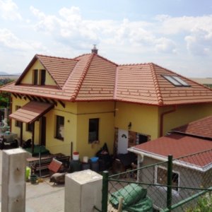 Eladó remek családi ház Rádon