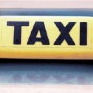 Gyömrő Maglód Mende Pécel taxi a reptérre