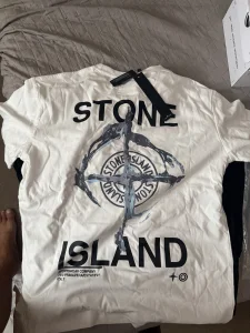 Stone Island fehér póló Stone Island fehér póló