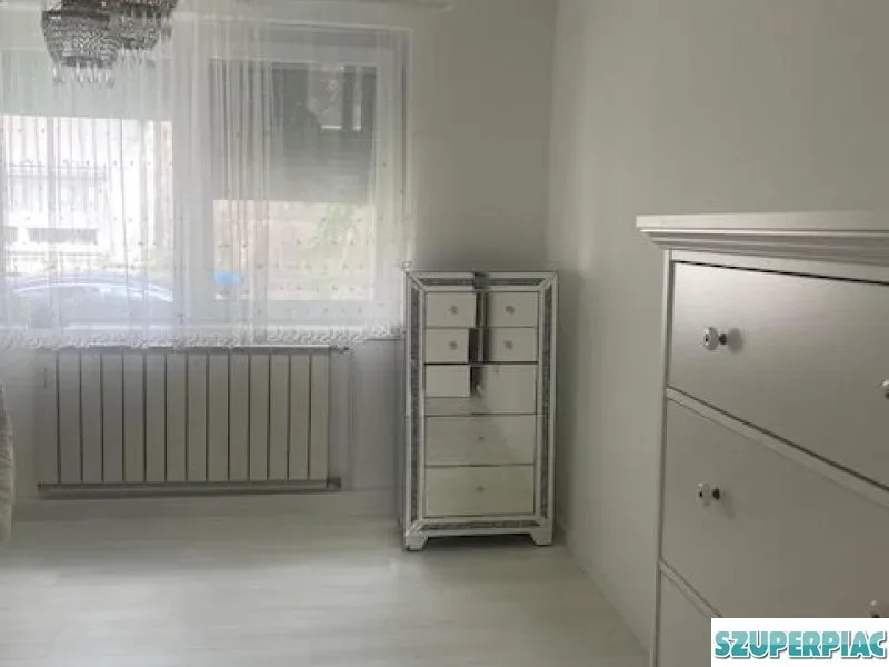 Ház 1 hálószoba 1 fürdő Zuglóban