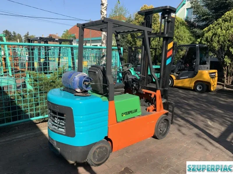 Caterpillar 3 tonnás targonca V3670