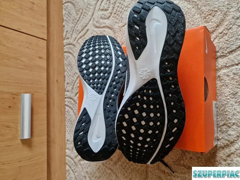 Nike air pegasus zoom női futócipő új méret 40