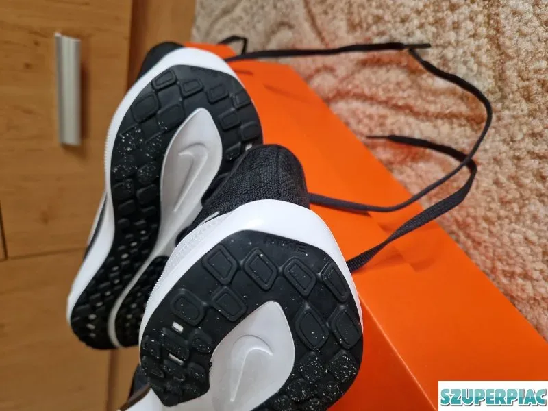 Nike air pegasus zoom női futócipő új méret 40