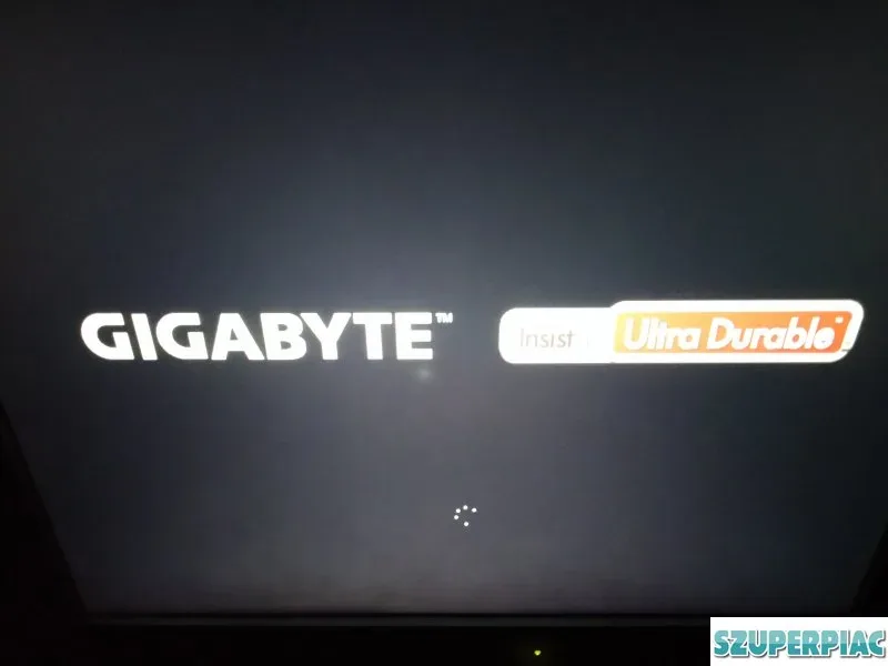 Gigabyte AsztaliPC