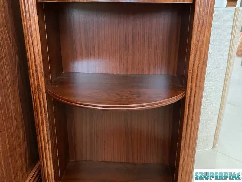 Klasszikus stílusú telefonasztal