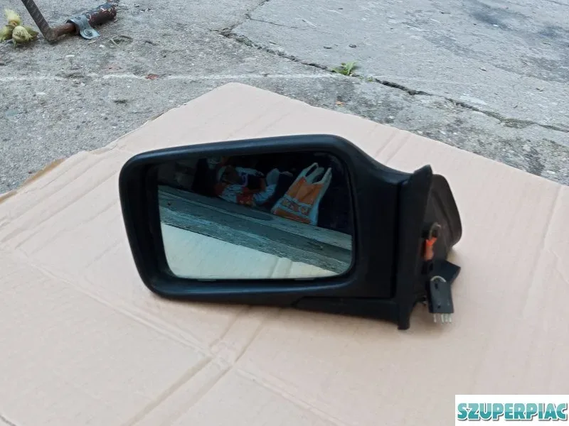 BMW E 21 elektromos tükör