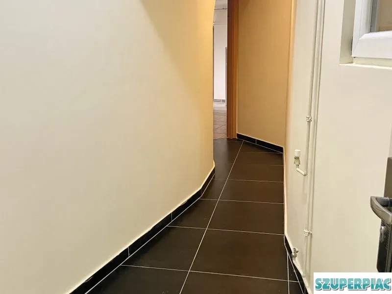 Svábhegyi kiadó 3 szobás lakás