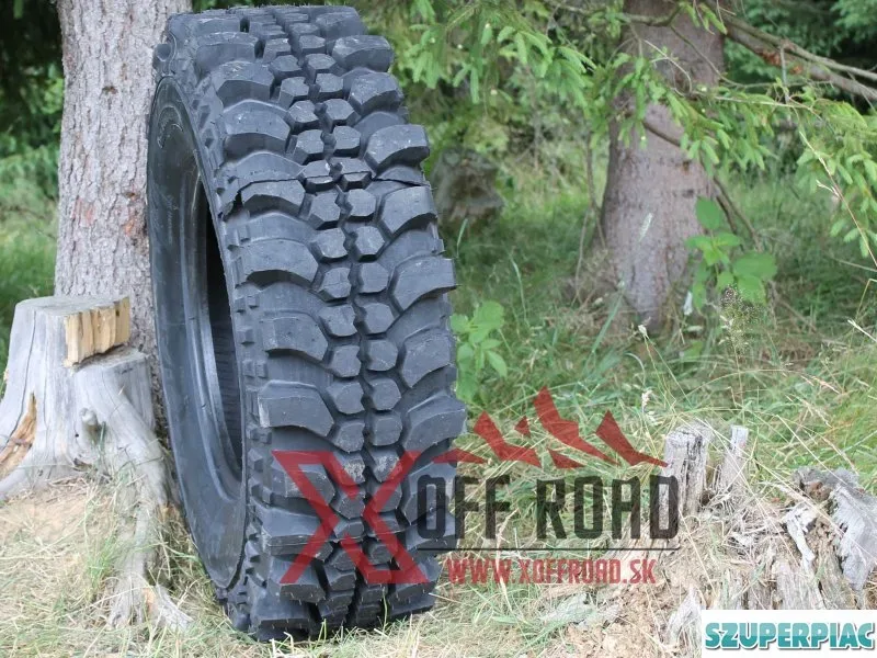 Terepjáró Offroad gumiabroncsok T3 Simex mintázattal
