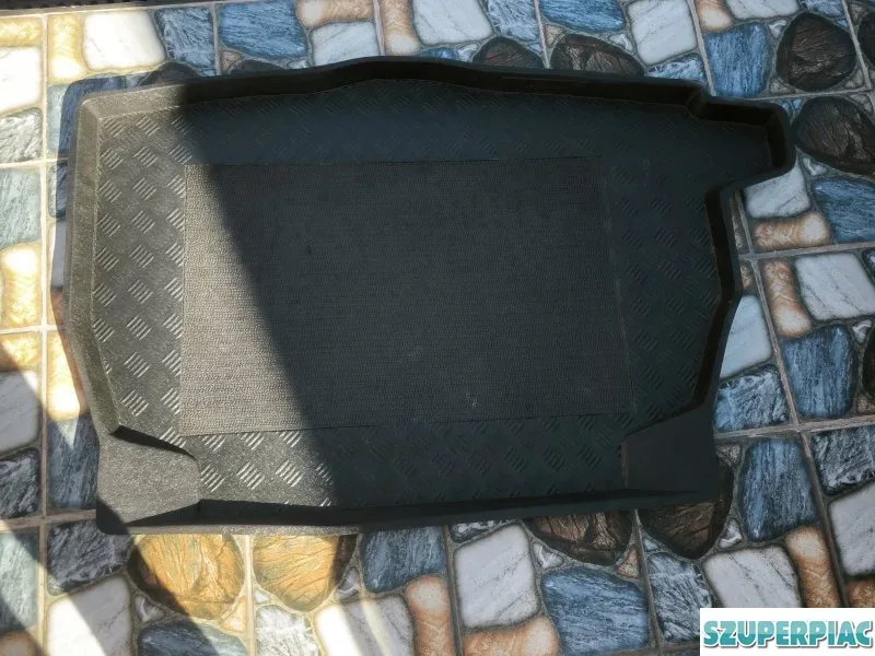 Toyota CHR alkatrészek eladók