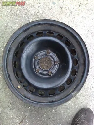 Gyári acélfelni 15x6, 5 eladó Gyári acélfelni 15x6, 5 eladó