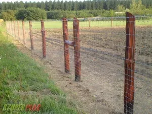 Vadháló, drótfónat, kerítésdrót, szögesdrót, oszlop Vadháló, drótfónat, kerítésdrót, szögesdrót, oszlop